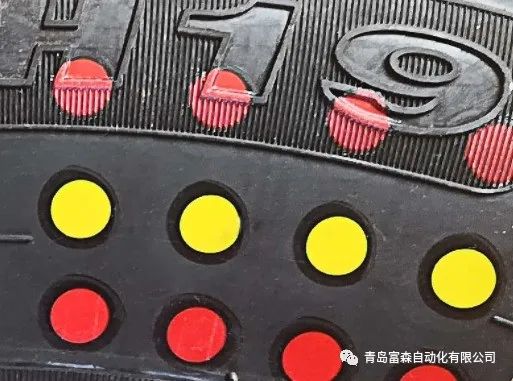 輪胎均勻性、動(dòng)平衡檢測(cè)結(jié)果新型色帶標(biāo)識(shí)系統(tǒng)方案